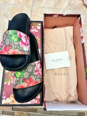 Gucci GG Blooms Supreme Floral Slide Sandals